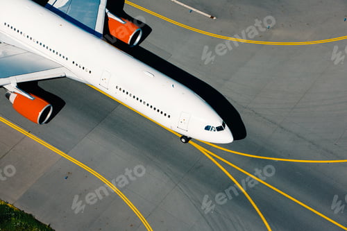 Preview: Aerial view of airplane at airport