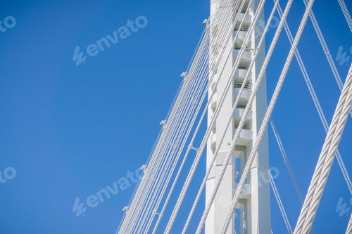 Preview: Close up of the suspension cables