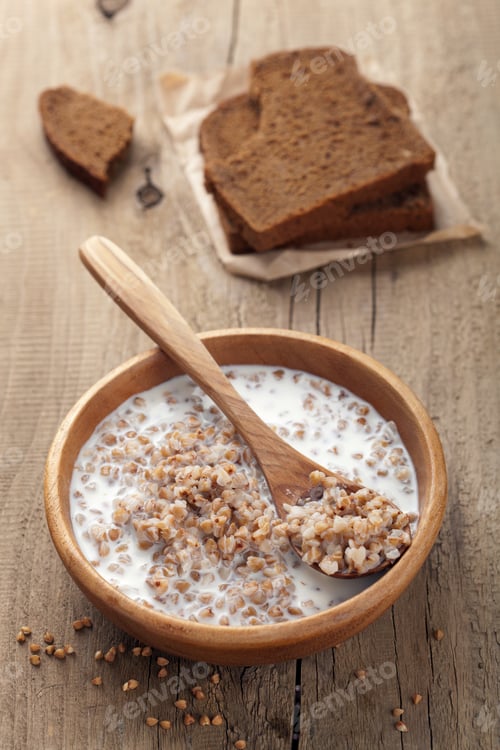 Preview: buckwheat groats with milk