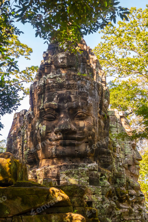 Preview: Statues at the entrance to Angkor Thom Cambodia