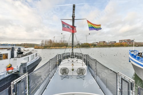 Preview: Ship with flags on channel