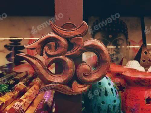 Preview: Om wooden plate