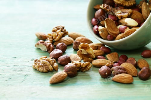 Preview: Mix Nuts