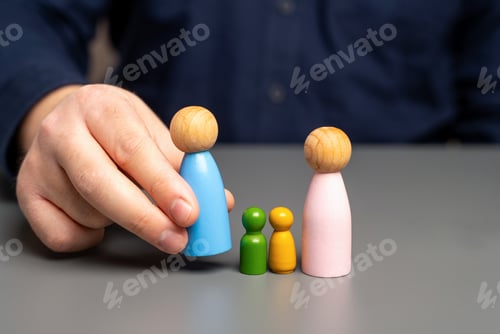 Vista previa: Encuentra un hombre para la familia. El nuevo padre de la familia.