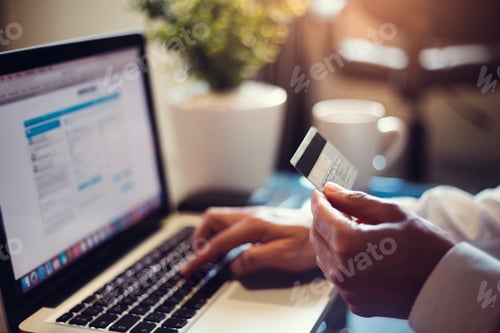Preview: Online purchase on laptop with credit card