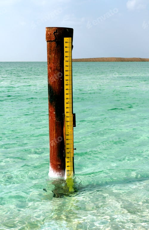 Preview: Dead Sea, is a salt lake bordering Jordan to the north, and Israel to the west.