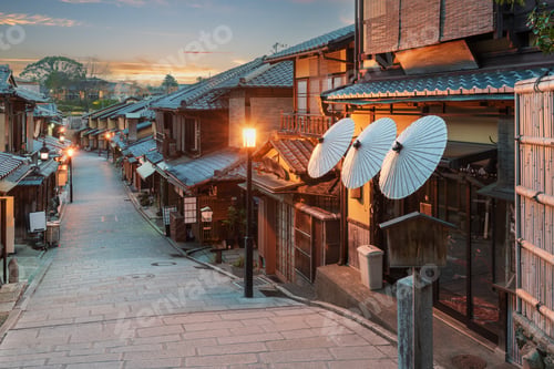 Preview: Kyoto, Japan at Twilight in Higashiyama