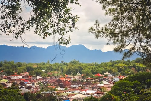 Preview: View of the Bukittingi town in Sumatra