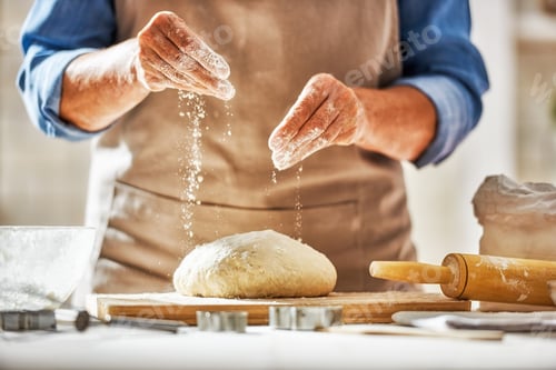 Preview: Hands preparing dough