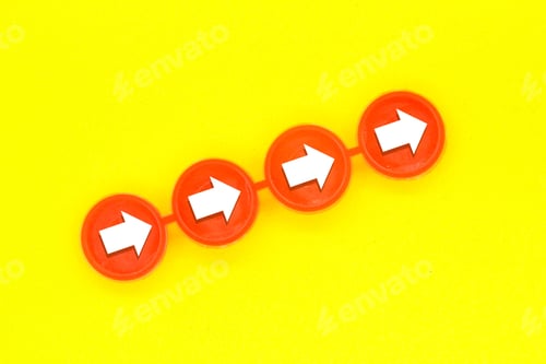 Preview: red circle with arrow direction. concept towards success