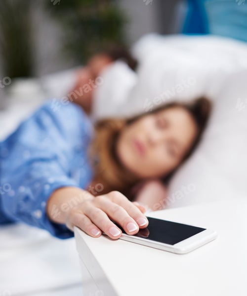 Preview: Woman wants to turn off the alarm clock