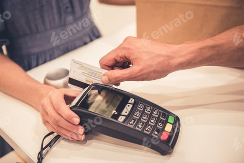 Preview: At the cash desk