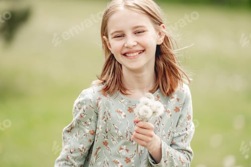 Preview: Little girl at nature