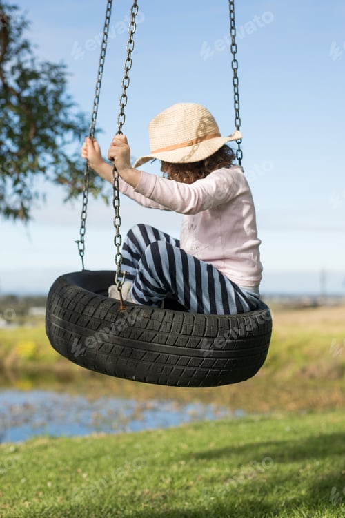 Preview: Backyard swinging