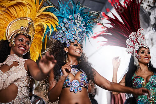 Preview: Stealing the show with their dazzling performances. Shot of samba dancers performing in a carnival.