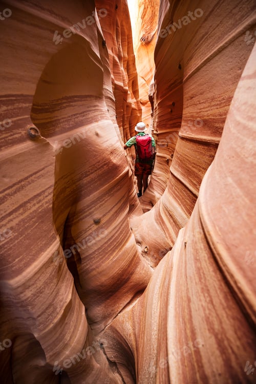 Preview: Slot canyon