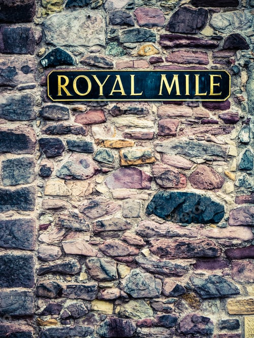 Preview: Edinburgh Royal Mile Sign