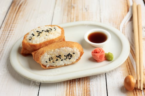 Preview: Inari Sushi, RIce with Tofu Pocket.