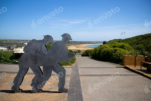 Preview: Newhaven Fort and soldier sculptures