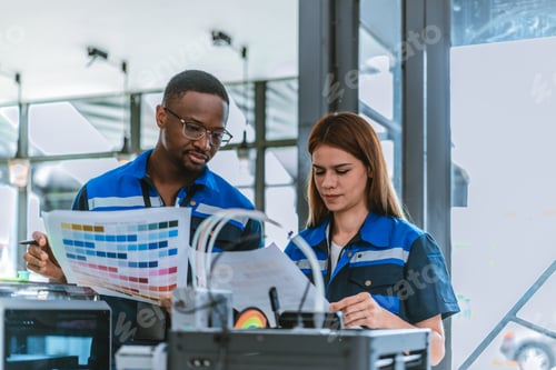 Preview: Engineer Selecting Colors for 3D Printed Products