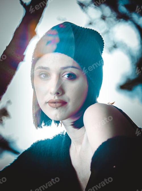 Preview: Beautiful fashion model
