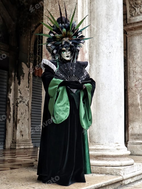 Preview: Wanderfull carnival mask in Venice