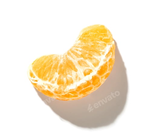 Preview: fresh raw tangerine slice