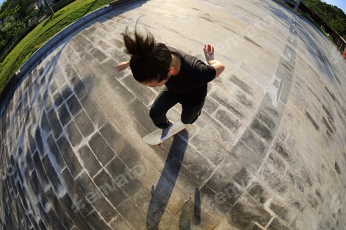 Preview: Skateboarding