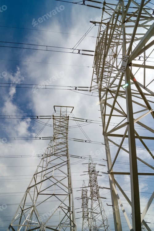 Preview: high voltage transmission line