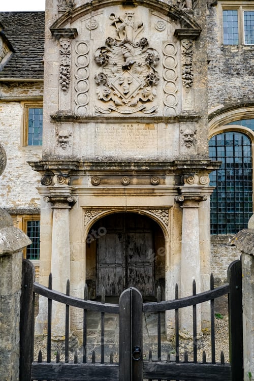 Vista previa: Corsham Almshouse
