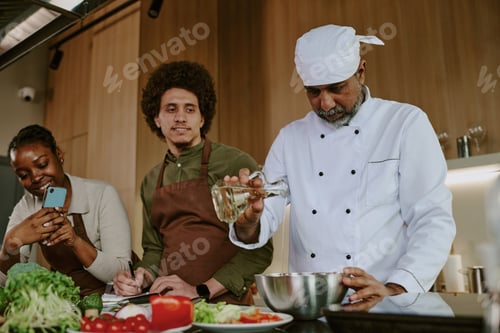 Preview: Cooks in Modern Kitchen