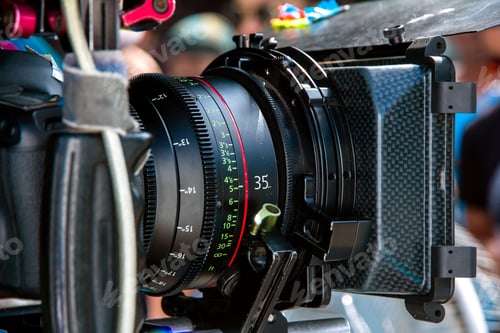 Preview: film crew production