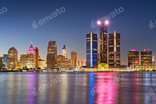 Preview: Detroit, Michigan, USA skyline at dawn on the Detroit River