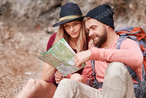 Preview: Couple looking at map, Krakow, Malopolskie, Poland, Europe