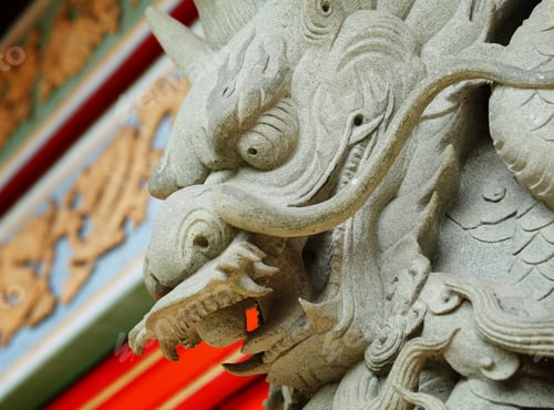 Preview: chinese dragon statue