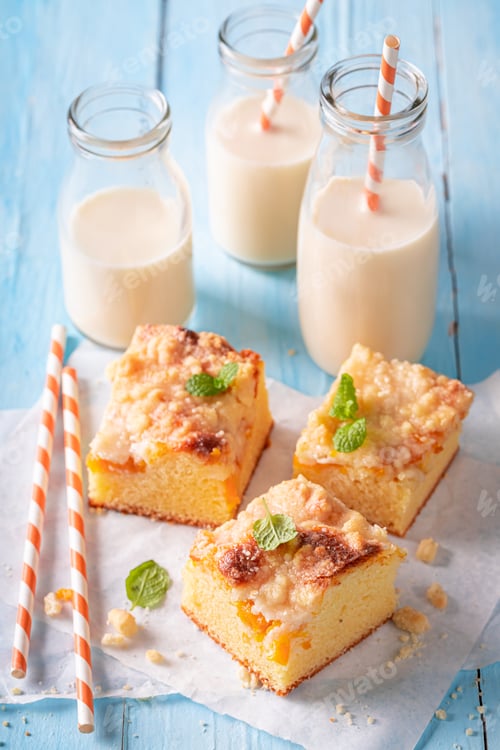 Preview: Yummy peach cake with glaze. Served with milk.
