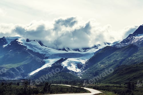 Preview: Mountains in Alaska