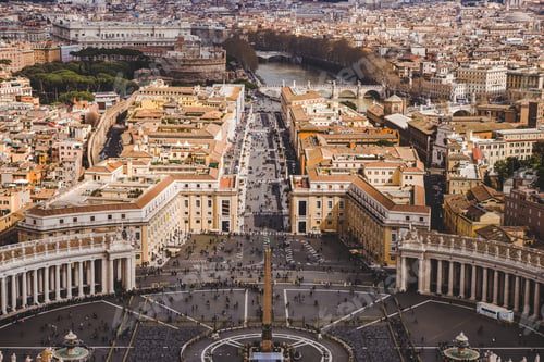 Preview: aerial view of crowded people at St. Peter's square, Vatican, Italy