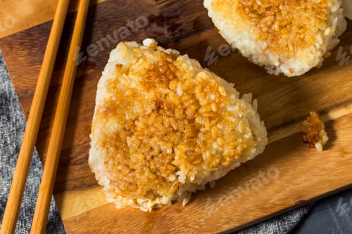 Preview: Homemade Japanese Grilled Yaki Onigiri Rice Ball