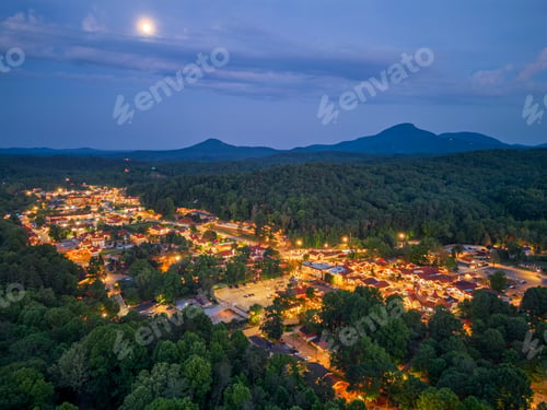 Preview: Helen, Georgia, USA Downtown at Night