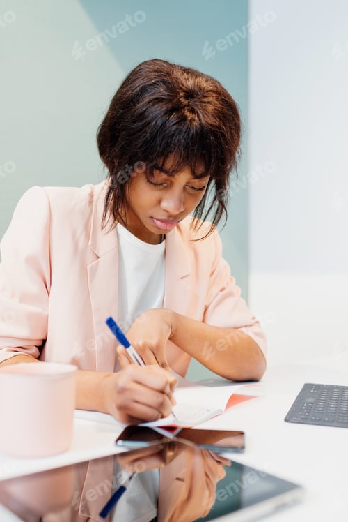 Preview: people working in the office