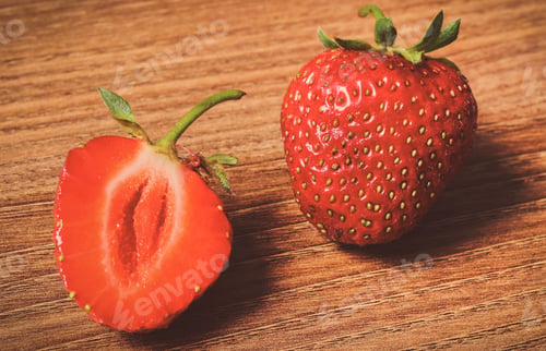 Preview: Fresh delicious strawberry on wooden board. Healthy nutrition