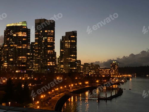 Preview: Vancouver sea wall
