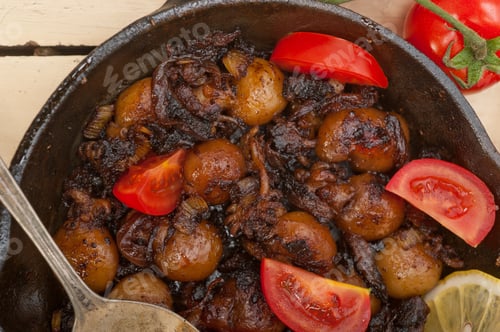 Preview: Baby cuttle fish roasted on iron skillet