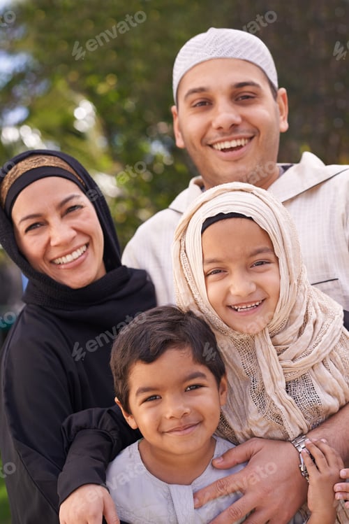 Preview: All smiles. A muslim family enjoying a day outside.