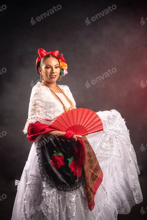 Preview: A woman in a white dress and red fan