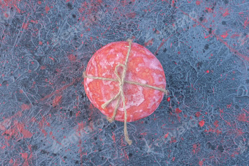 Preview: Small stack of cookies tied up on abstract background