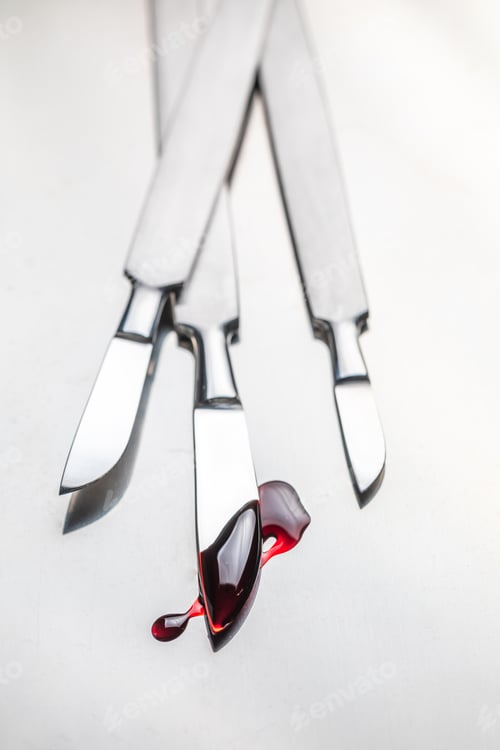 Preview: Stainless steel scalpels on stainless white steel table