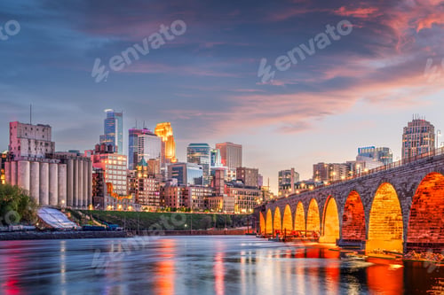 Preview: Minneapolis, Minnesota, USA SKyline at Dusk