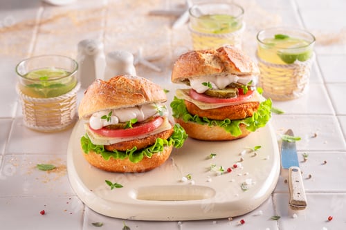 Preview: Tasty fish burger as healthy snack for lunch.